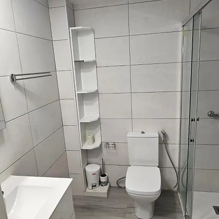 Apartment Valdes Center 306a, Near Beach, Full Aircon *