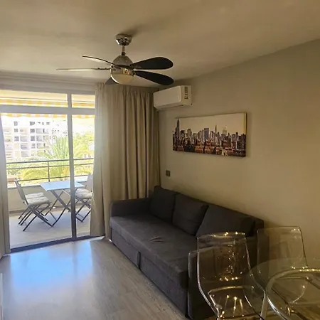 Valdes Center 306a, Near Beach, Full Aircon Apartment Los Cristianos (Tenerife)